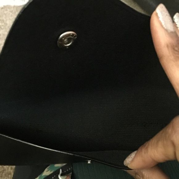 Black Belt with Pouch - Picture 10 of 10